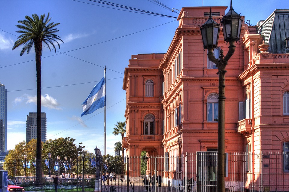 casa rosada-argentina-criptomonedas-bitcoin-blockchain