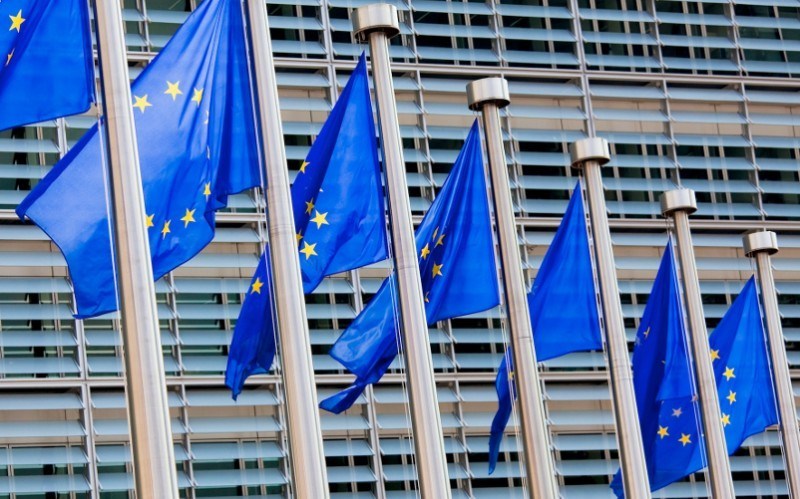 Comision Europea Regulación Bitcoin Criptomonedas Lavado Dinero Terrorismo