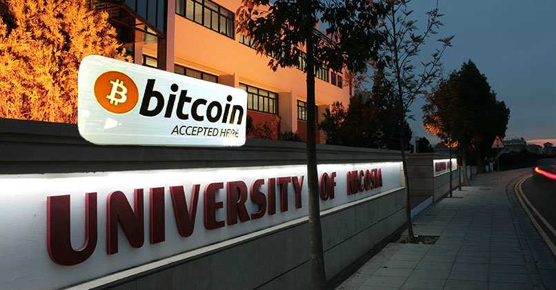 Universidad de Nicosia Bitcoin Promocion Graduandos Academico Europa Criptomonedas