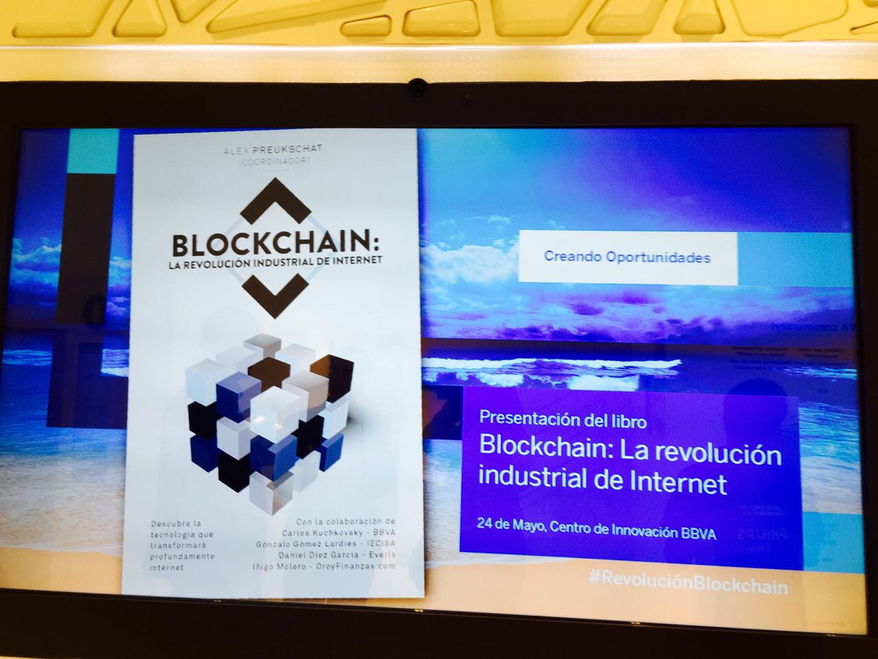 Presentación del libro "Blockchain: la revolución industrial en Internet" en el Centro de Innovación BBVA 