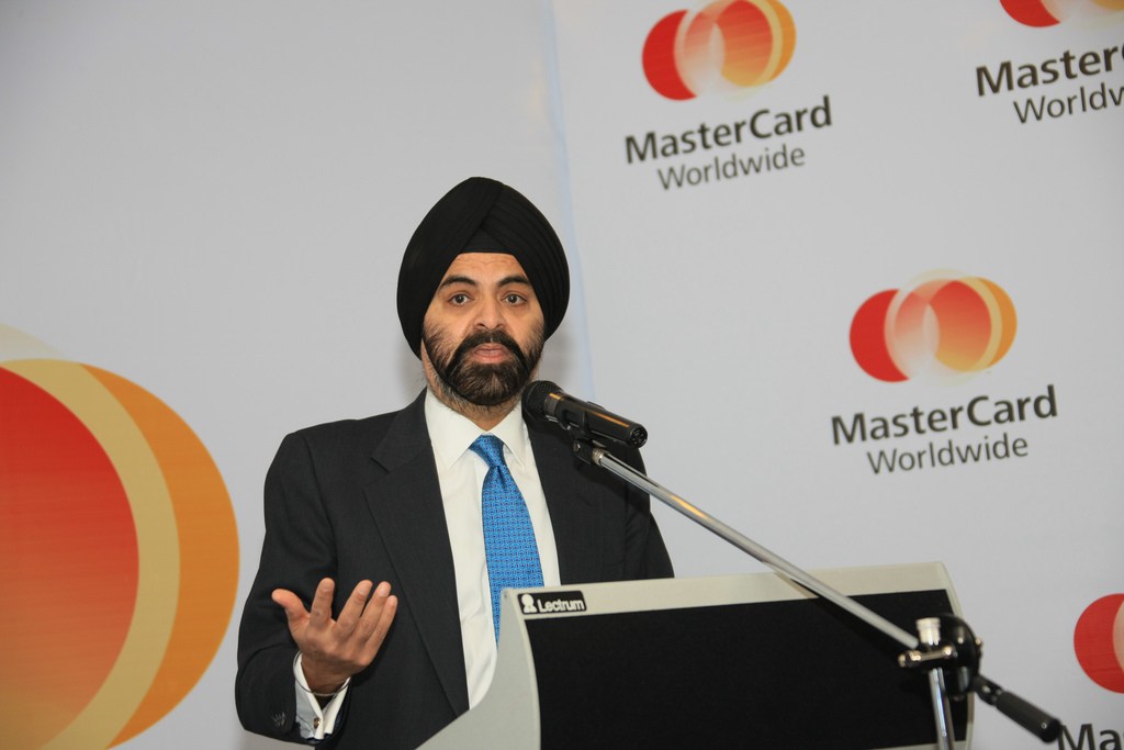 ajay banga, ceo mastercard, pago criptomonedas, bitcoin mastercard