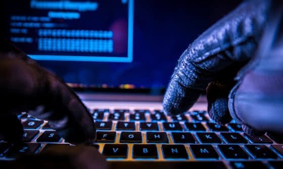 Falso instalador de Adobe descarga malware de minería de criptomonedas