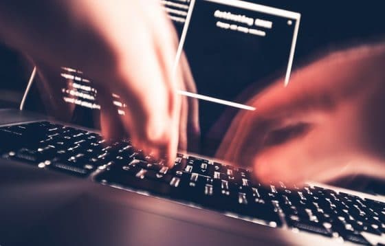 Aplicaciones falsas simulan servicios de Metamask, Exodus y Tether en Google Play
