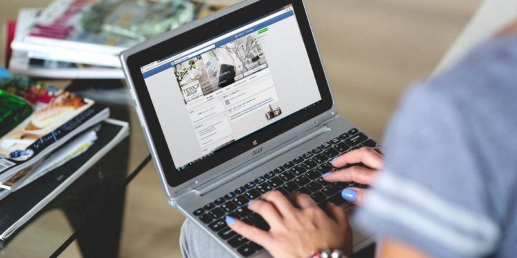 faceboox - flexibiliza - politicas - criptomonedas
