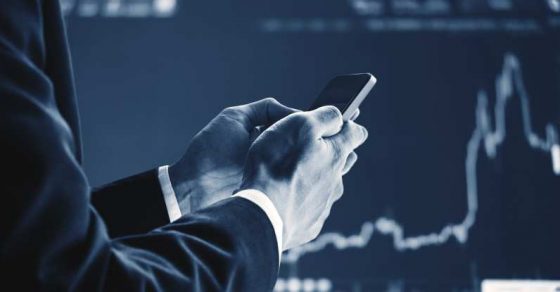 A pesar de que bitcoin triplica su precio, las aplicaciones de criptomonedas se estancan