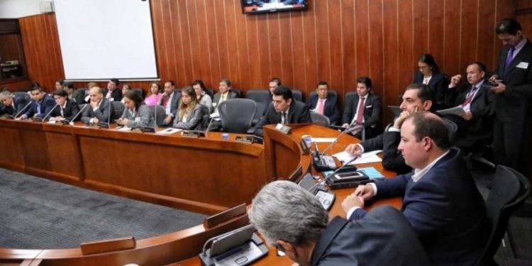 Imagen destacada por Senado de Colombia / senado.gov.co.