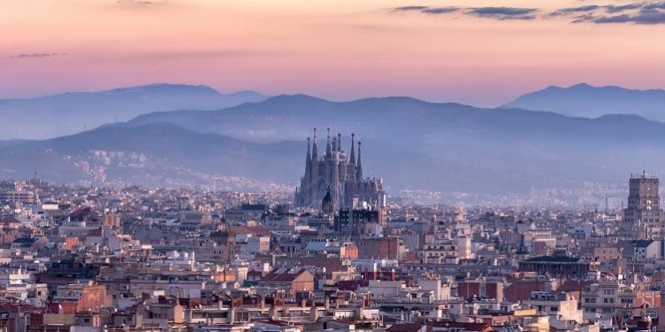 Imagen destacada por basiczto / stock.adobe.com