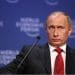 El presidente de Rusia, Vladimir Putin, habla de nuevos sistemas de pagos internacionales que se alejarán del dólar. Imagen destacada por World Economic Forum / flickr.com