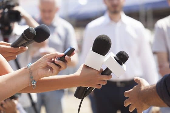 El periodismo sobre bitcoin también debe ser crítico, no complaciente