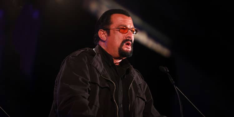 steven seagal multado SEC ICO ilegal