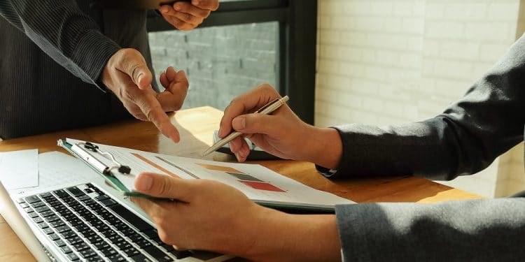 El banco planea tokenizar las colocaciones privadas después de digitalizarlas. Fuente: poungsaed_eco/elements.envato.com