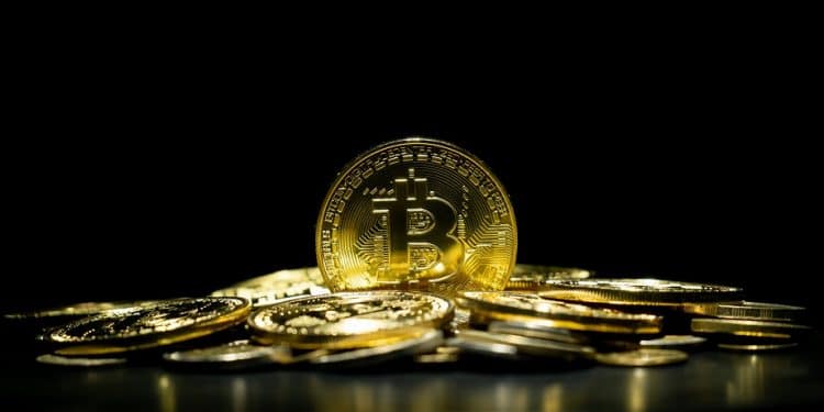 bitcoin se aerca a 7.000