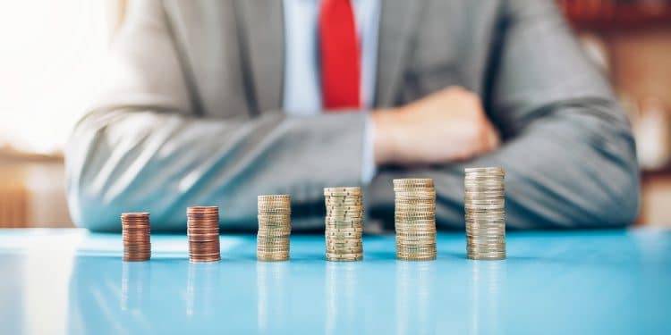 Para lo que resta de 2020 se espera el crecimiento y diversificación de los productos ofrecidos por las plataformas de criptomonedas. Fuente: tommyandone/elements.envato.com