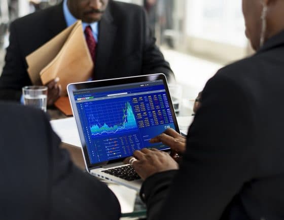 Bitfinex elimina de su plataforma más de 80 paridades cambiarias