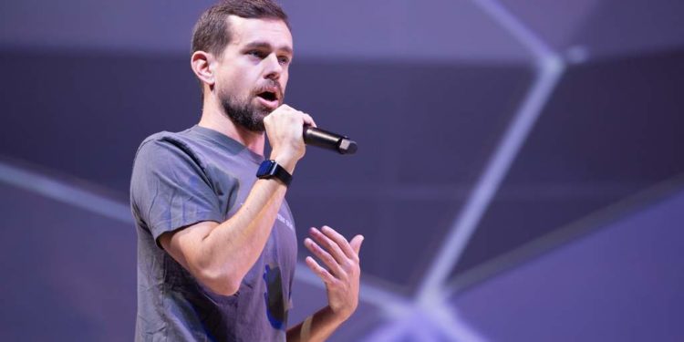 jack dorsey dona 1.000 millones de dólares para ayudar a combatir el covid19