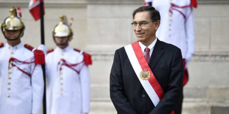 Martín Vizcarra es el presidente del Perú desde el año 2018. Fuente: Eldinamo.com