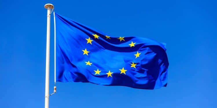 El Parlamento Europeo aprobó el martes un nuevo conjunto de reglas para tomar medidas enérgicas contra las violaciones de sanciones. Fuente:  rawf8/elements.envato.com