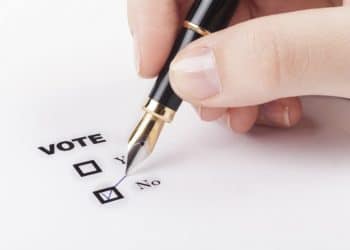 Elección de opción de voto. Fuente:  orcearo/elements.envato.com