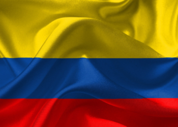 La bandera de Colombia. Fuente: DavidRockDesign/ Envato Elements.