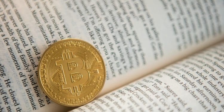 bitcoin-dorado-libro