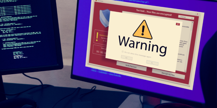 Una computadora da señal de alerta por vulnerabilidad en su sistema. Fuente: Rawpixel/ Envato Elements.