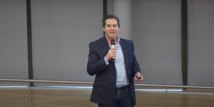 Craig Steven Wright, quien se ha identificado a sí mismo como el creador de Bitcoin. Fuente: Youtube.