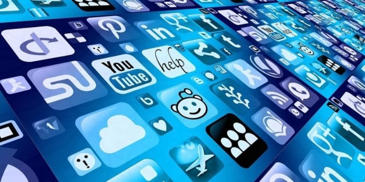 plataforma-facebook-youtube-reedit-redes-bitcoin