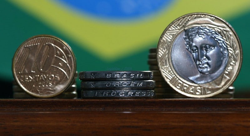 moneda-Brasil-reales-dedsarrollo-telecomunicaciones