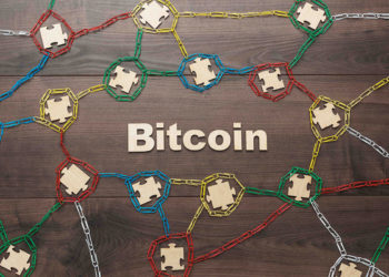 Concepto de Bitcoin y blockchain. Fuente: garloon/Envato Elements