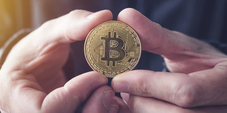 manos-btc