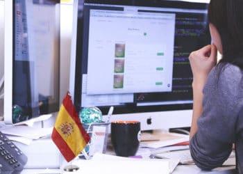 Spain-Bandera-Oficina