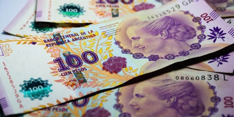 argentina devaluacion inflacion banco central bitcoin dolar peso