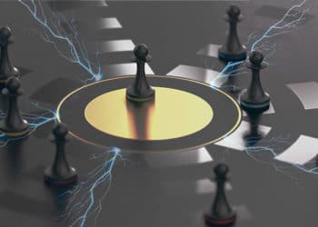 Peones sobre tableco con relámpagos superpuestos. Composición por CriptoNoticias. vectorpouch / Freepik.com ; Olivier_Le_Moal / elements.envato.com