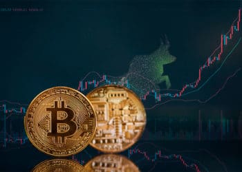 Monedas de Bitcoin frente a gráfico con bandas de bollinger y toro. Composición por CriptoNoticias. starline / Freepik.com; TradngView / Tradingview.com; erika8213 / elements.envato.com.