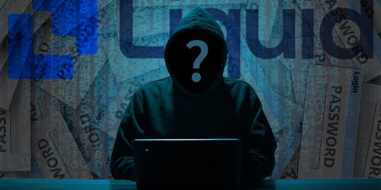 Hacker frente a código y cajetillas de datos de usuarios con logo del exchange Liquid. Composición por CriptoNoticias. Liquid / liquid.com; geralt / Pixabay.com; B_A / Pixabay.com