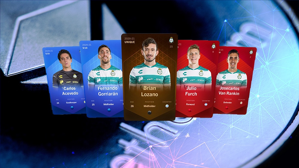 Cartas coleccionables de jugadores del club Santos Laguna sobre moneda de ethereum con red digital. Composición por CriptoNoticias. @ClubSantos / Twitter.com; @starline / Freepik.com; macondoso / elements.envato.com