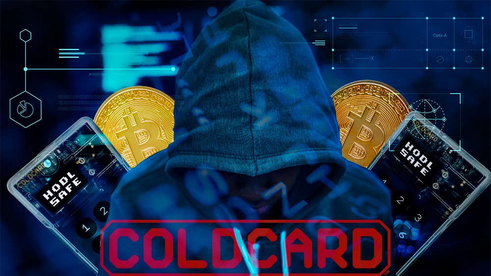 Hacker con monedas de bitcoin y monederos coldcard y logo. Composición por CriptoNoticias. Cold Card / coldcardwallet.com; @COLDCARDwallet / Twitter.com; @rawpixel.com / Freepik.com.