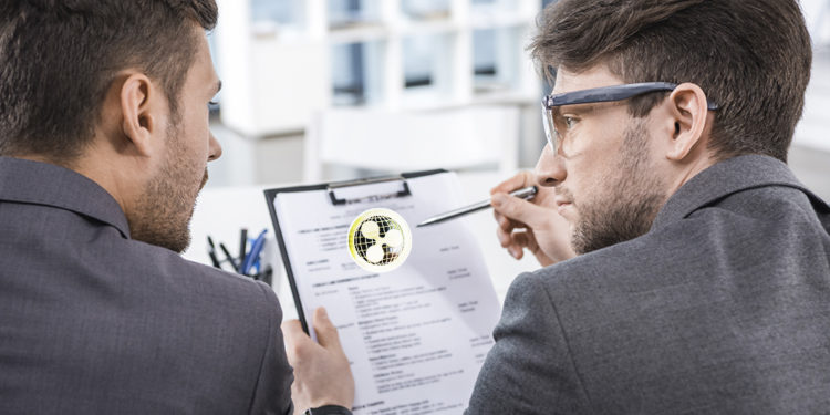 inversionistas alejandose XRP criptomoneda