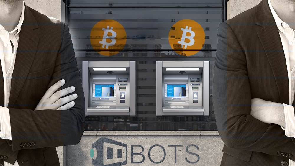 Abogados frente a cajeros de bitcoin con logo de BOTS. Composición por CriptoNoticias. bitcoin / bitcoin.org; mimagephotography / elements.envato.com; BOTS / bots.bz; maxxyustas / elements.envato.com.