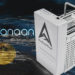 Minero de Bitcoin con enfriamiento por inmersión líquida de Avalon Miner. Composición por CriptoNoticias. Canaan / canaan.io; ESchweitzer / elements.envato.com; Canaan / canaan.io; Mint_Images / elements.envato.com.
