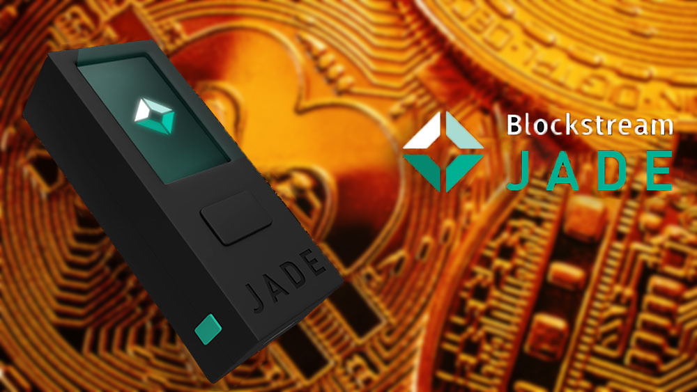 Monedero Jade de Blockstream frente a monedas de Bitcoin. Composición por CriptoNoticias.  Blockstream / blockstream.com; Sonyachny / elements.envato.com.