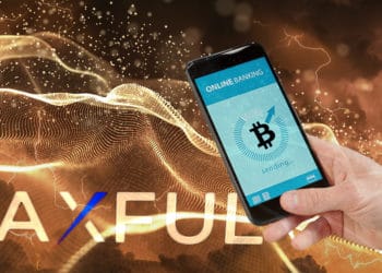 Hombre enviando bitcoin desde teléfono movil sobre red digital con relámpagos suprpuestos y Logo de Paxful