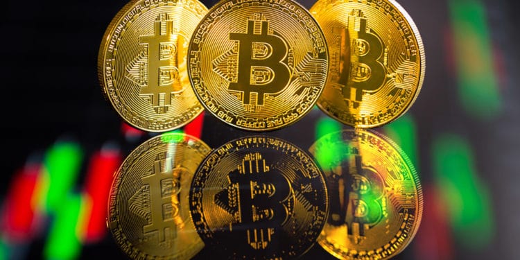 analista predice aumento precio bitcoin liquidación contratos derivados