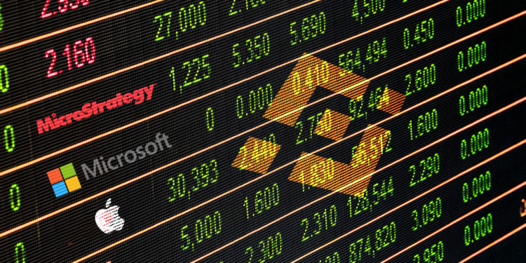 binance apple microsoft microstrategy