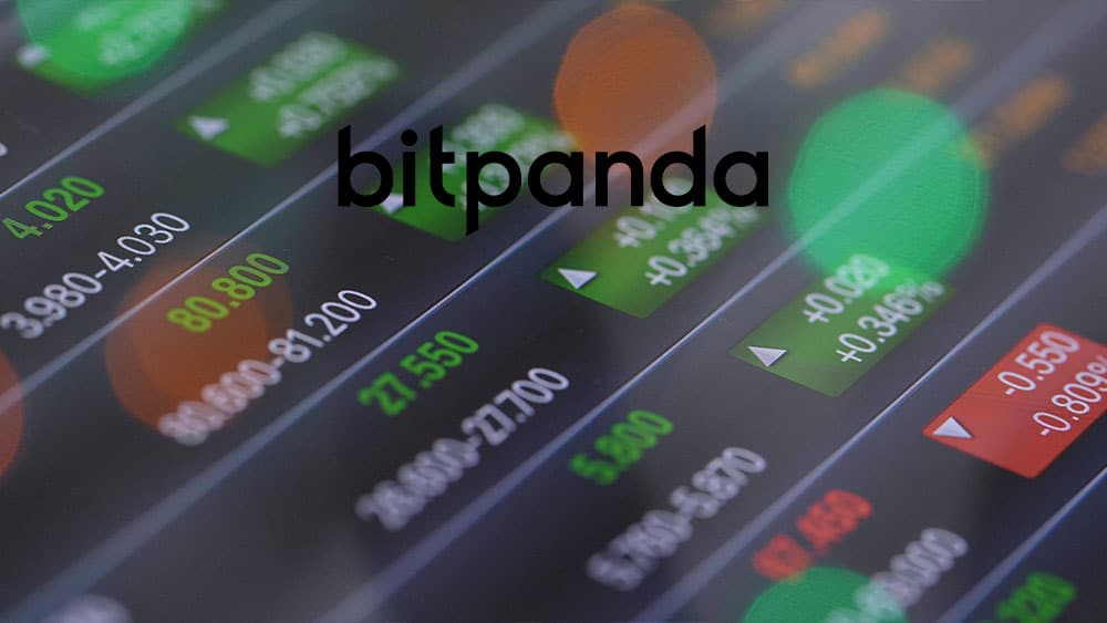 Mercado de acciones y logo de bitpanda. Composición por CriptoNoticias Fuentes:  leungchopan  /  elements.envato.com  ;  bitpanda /  bitpanda.com .