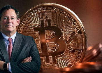 Rick Rieder con bitcoin detrpas.