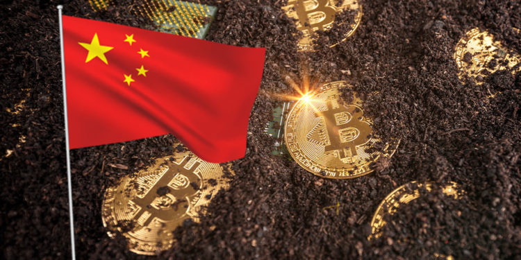 Minería de bitcoin y bandera China.