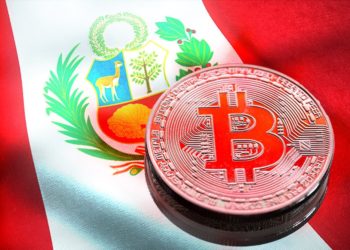 BItcoin y bandera de Perú.