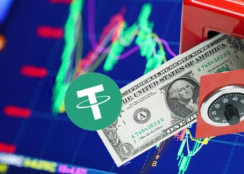 Caja fuerte con dolar y tether sobre gráfico.