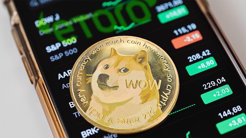 eToro exchange lista dogecoin aumento precio capitalización